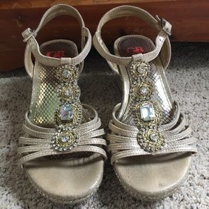 Girls Gianni Bini Gold Shoes
